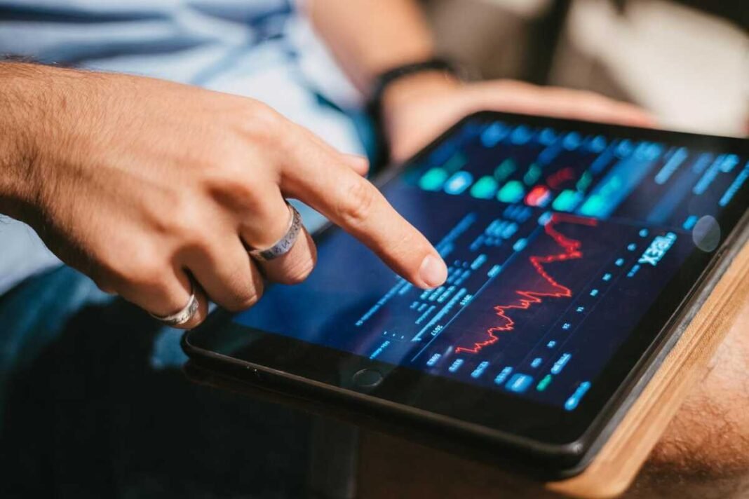 Diversificação inteligente: combinar renda fixa e variável gera maior segurança financeira 