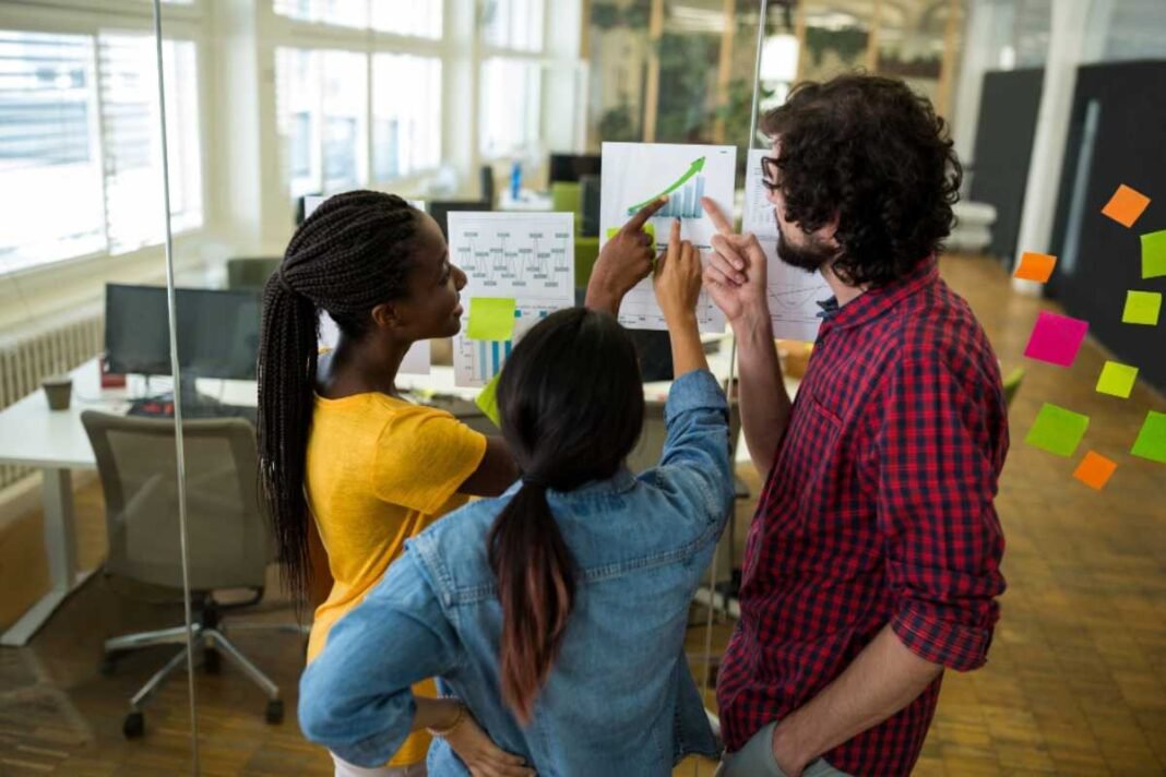 Como empresas podem melhorar a experiência dos colaboradores no dia a dia